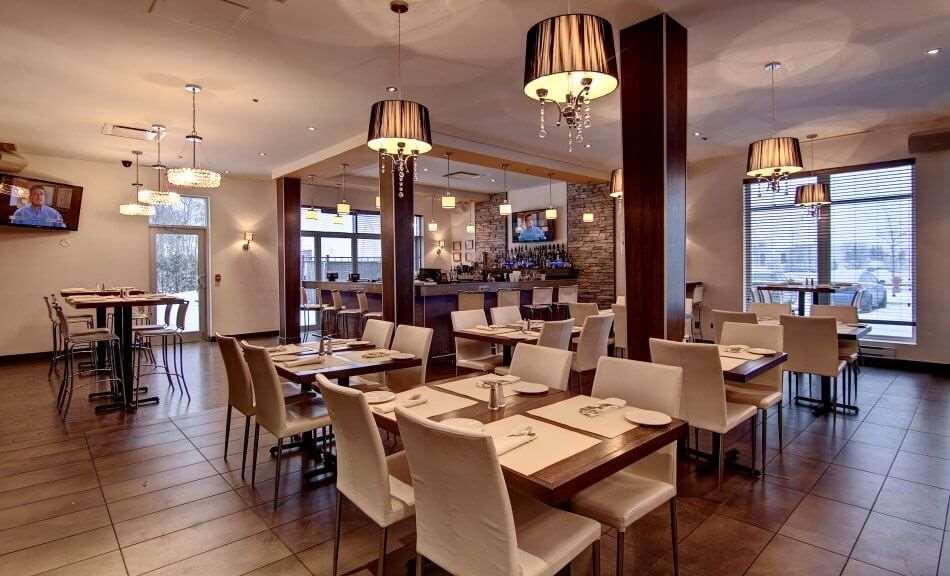 Imperia Hotel Et Suites Terrebonne Restaurant photo