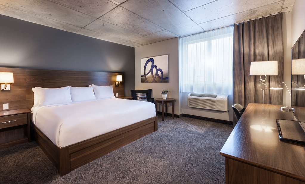 Imperia Hotel Et Suites Terrebonne Room photo
