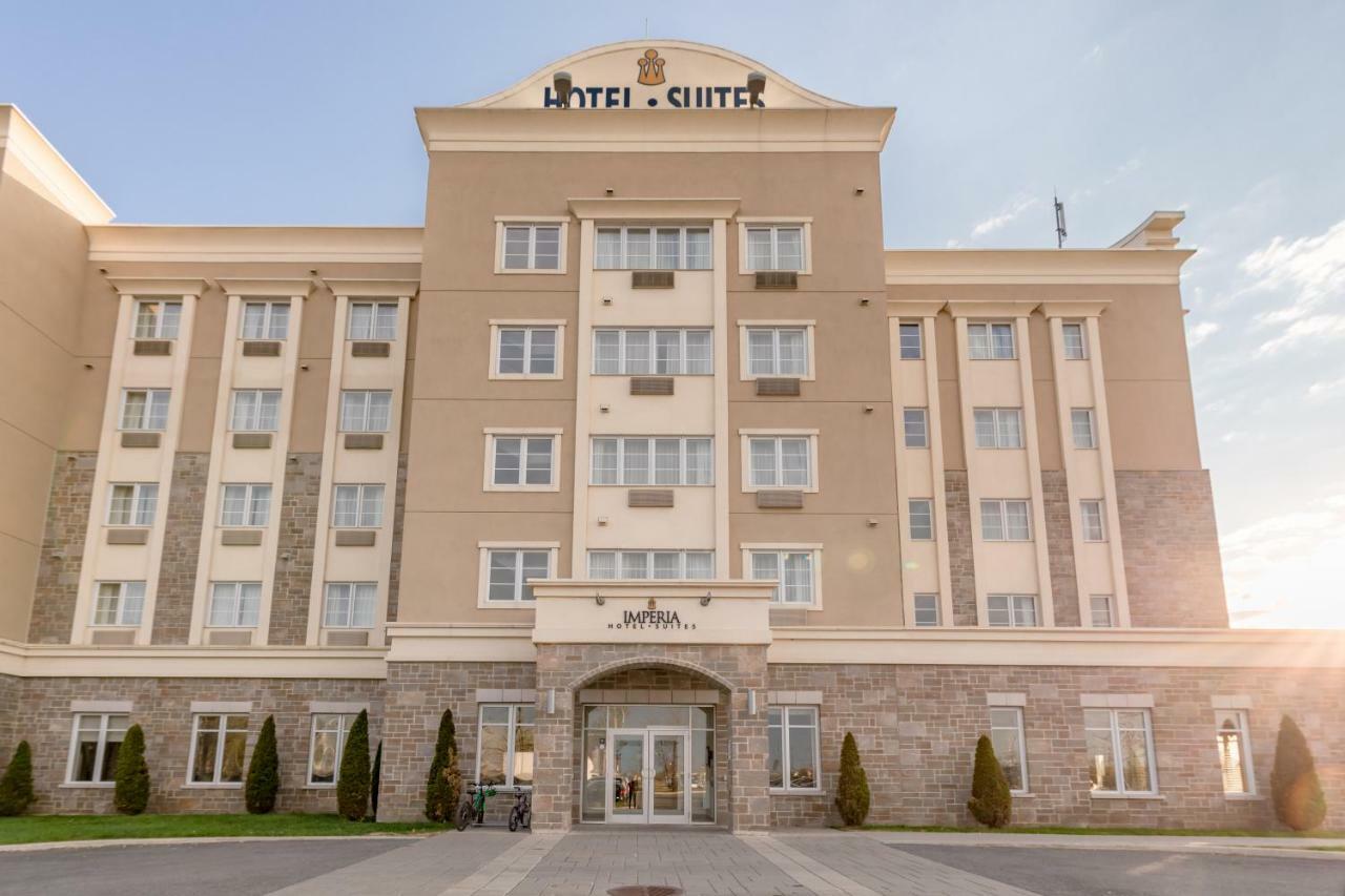 Imperia Hotel Et Suites Terrebonne Exterior photo